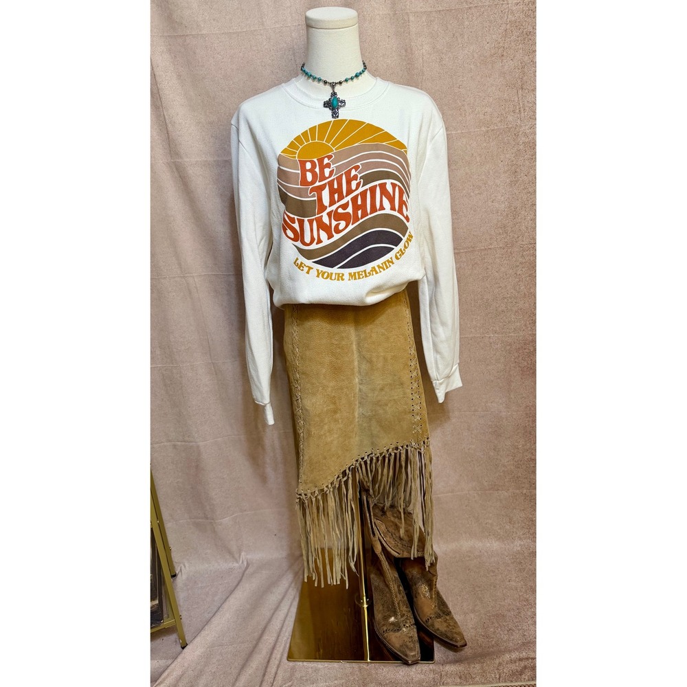 Modern Lux Be The Sunshine Melanin Glow Graphic Cropped Sweatshirt White Large